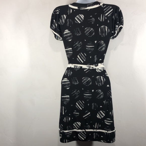 BCBGMAXAZRIA black and white dot faux wrap dress size xs - Picture 6 of 10